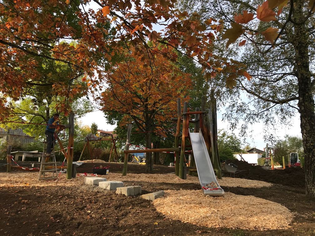 Spielplatz „Gipfelstürmer“ an der Bergstraße in Ermengerst