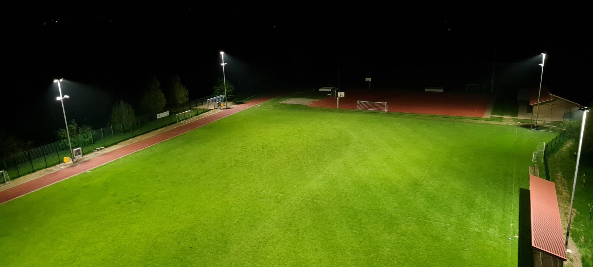 Flutlichtanlage Schulsportplatz