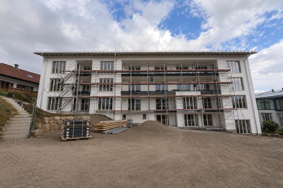 „Betreutes Wohnen Haus Kapellengarten“ erfolgreich fertiggestellt – Möglichkeit zur Besichtigung 